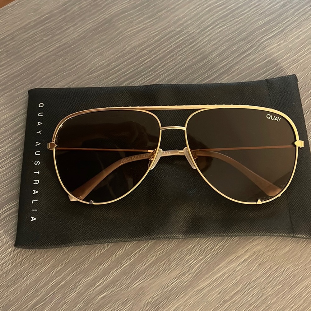 Quay High Key Rivet 1212- Gold/Tan